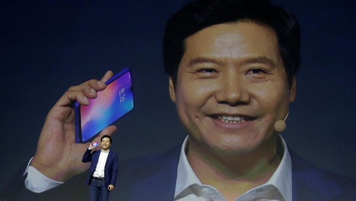Harga HP Makin Mahal, Bos Xiaomi Imbau Jangan Tunda Beli Baru