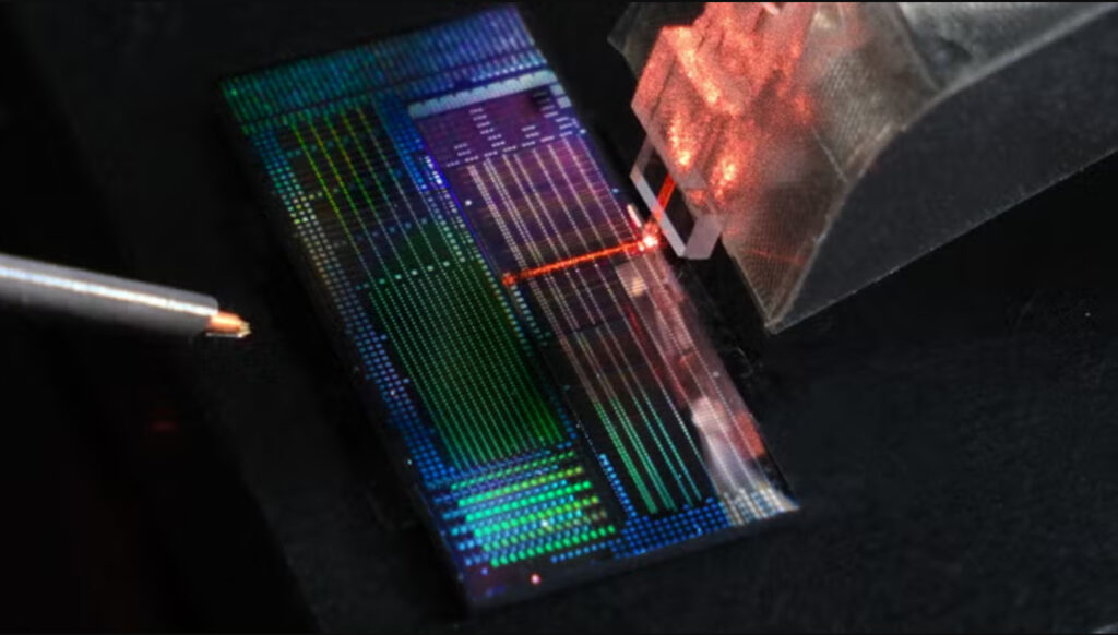 Apple Pakai Laser Untuk Menyerang Chipnya Sendiri, Mac Disiapkan Hadapi Era Kuantum