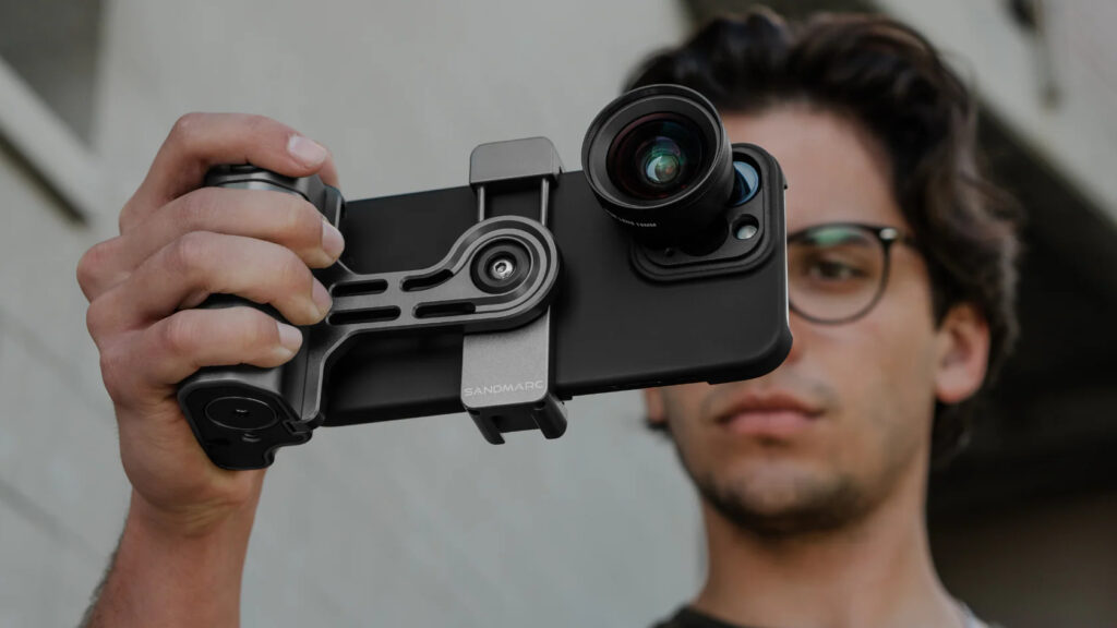 Kenapa Content Creator Mulai Tinggalkan Kamera, HP Kini Kerja Seperti Gear Profesional