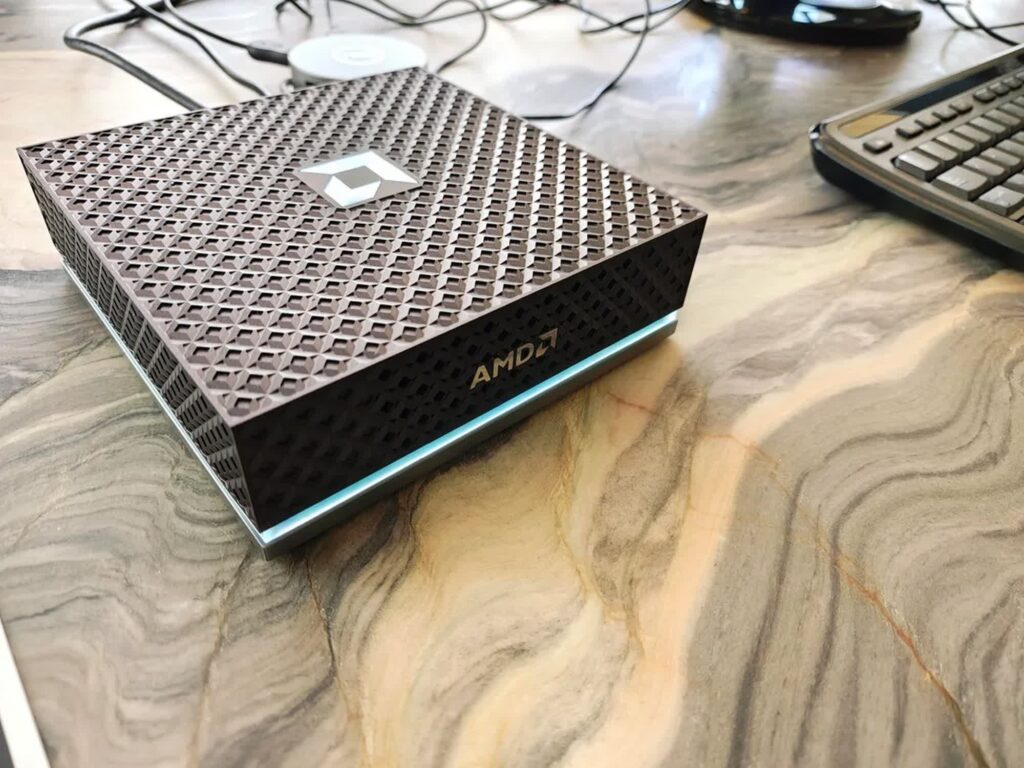 AMD Siap Turun Langsung Ke Mini PC AI, Bocoran Ryzen AI Halo Bawa 128GB RAM